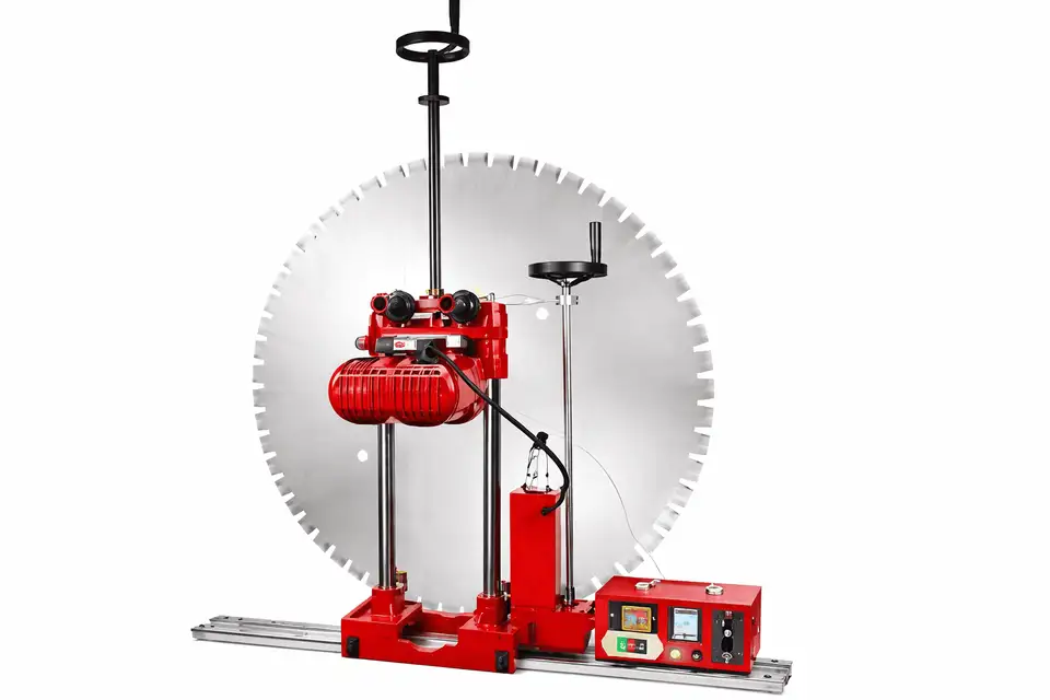 قصات خطية بمنشار الأرضيات في المنيا: عمق مضبوط بدون تكسير